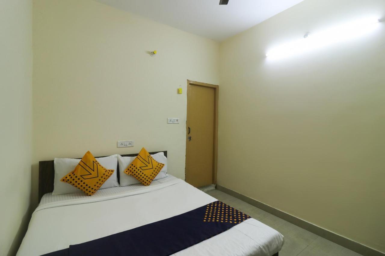 Spot On Negi Home Stay Dehradun Dış mekan fotoğraf