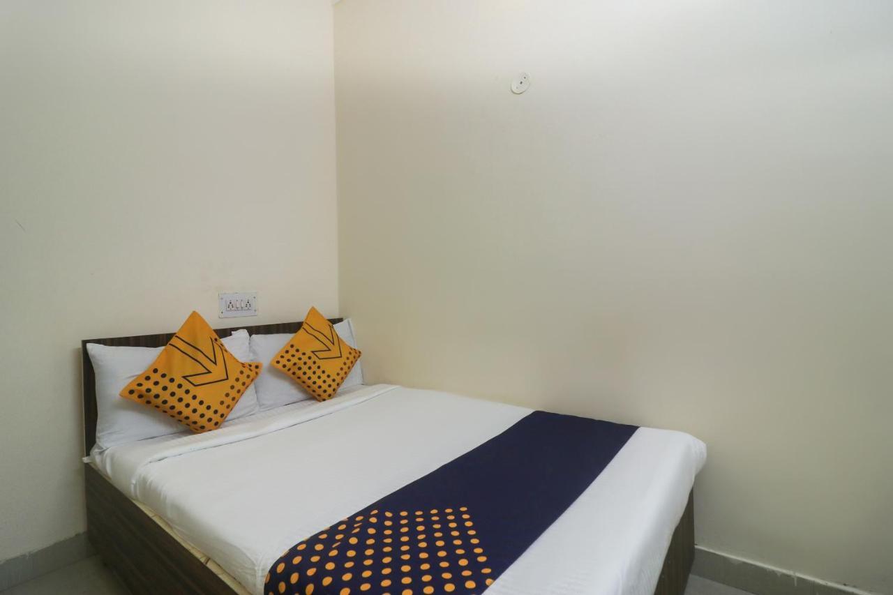 Spot On Negi Home Stay Dehradun Dış mekan fotoğraf