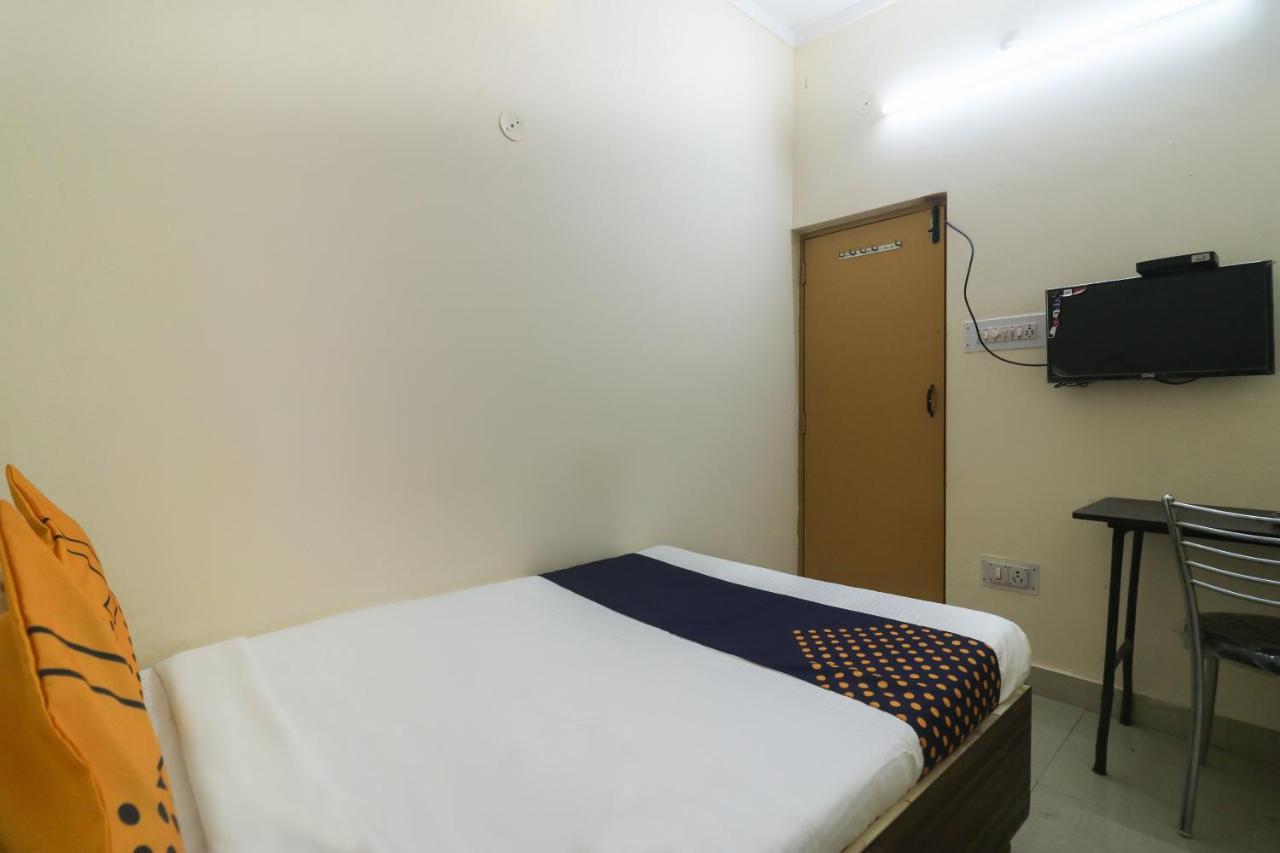 Spot On Negi Home Stay Dehradun Dış mekan fotoğraf