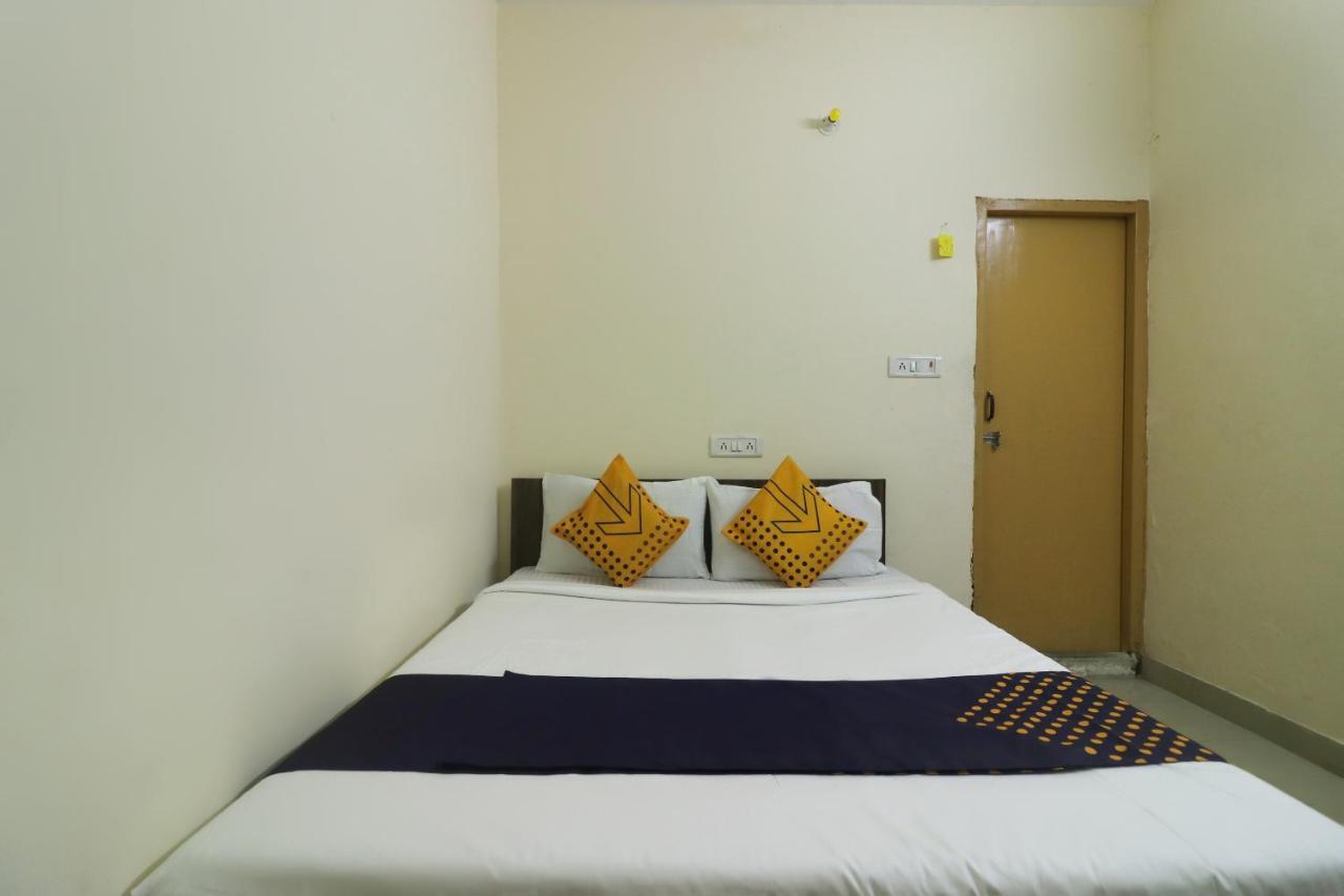 Spot On Negi Home Stay Dehradun Dış mekan fotoğraf