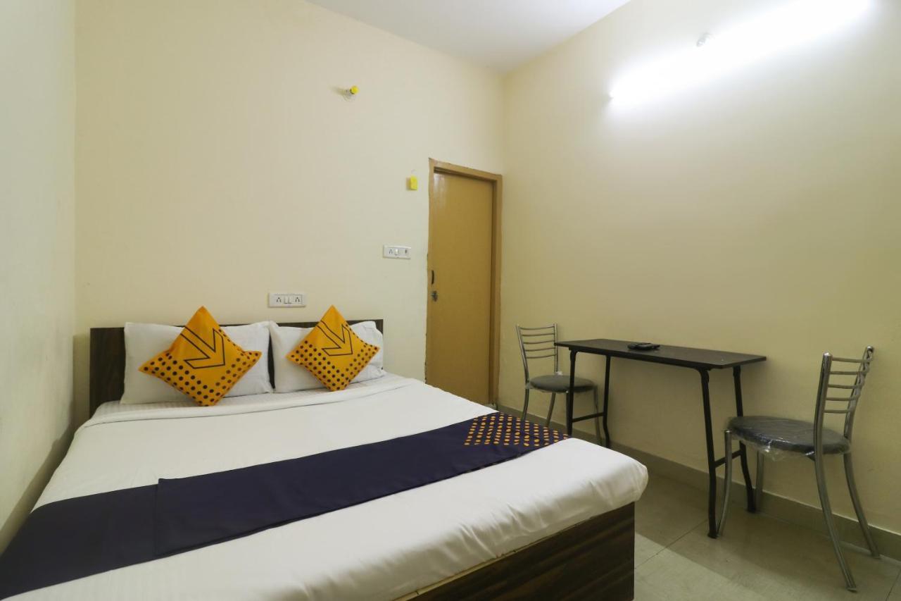 Spot On Negi Home Stay Dehradun Dış mekan fotoğraf