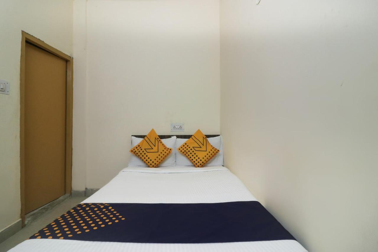 Spot On Negi Home Stay Dehradun Dış mekan fotoğraf