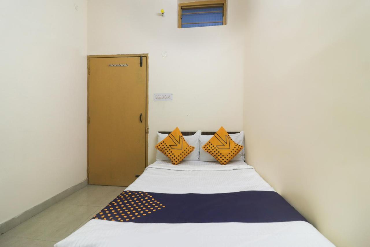 Spot On Negi Home Stay Dehradun Dış mekan fotoğraf